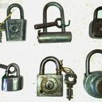 Antik régi lakatok és kulcsok gyűjtőknek (6 db) fotó