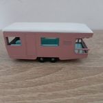 Matchbox LESNEY 23 Great! Trailer caravan pink fotó