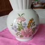 Zsolnay porcelán váza, gerezdes, régi fotó