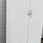 Ezüst-juhar kétajtós szekrény, középmagas - használt irodabútor fotó