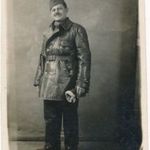 II. vh-s eredeti fotó, m. kir. honv. bőrkabát, téli kesztyű Dnyepropetrovszk 1941 fotó