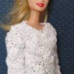 Barbie ruha: fehér effekt fonalból kötött pulóver - új fotó