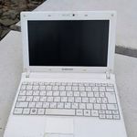 Samsung hófehér laptop szép állapotban eladó, SSD vinyóval pici, hordozható netbook fotó