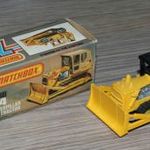 Matchbox (Superfast) #64 Caterpillar D-9 Tractor ("D-9" doboz variáció) - EZÜST festésű alj fotó