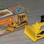 Matchbox (Superfast) #64 Caterpillar D-9 Tractor - festetlen alj (eredeti doboz) fotó