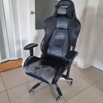 AKRACING gamer szék a képeken látható állapotban fotó