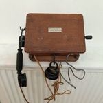Antik telefon fali fadobozos fülhallgatós fa telefon kagylóval hallgató 208 7501 fotó
