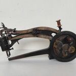 Antik cipész szerszám bőr varrógép varró gép suszter eszköz láb nélkül kerékkel 857 6320 fotó