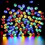 Napelemes 100 LED-es színes dekorációs fényfüzér, kerti égősor fotó