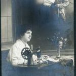 Katonafeleség Singer varrógéppel, 1917.12.04. fotó