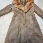 Írha kabát télre nagyon meleg kb. M vagy L méretű szép állapotban eladó fotó
