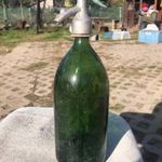 Régi szódásüveg szódás üveg zöld sötétzöld 1 literes fotó