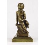 1Q811 XX. századi művész : Fiú és a béka bronz kisplasztika 14.5 cm fotó
