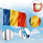 Zászlótartó rúd román zászlóval fotó