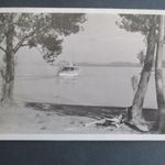 Balatonföldvár, Közeledik egy hajó, Kilátás a Galamb szigetről fotó