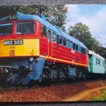 Képeslap, levelezőlap - MÁV M62 dízel-villamos mozdony vasút állomás vonat Agárd (V1) fotó