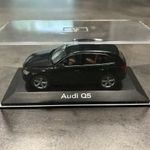 Audi Q5 1/43 Schuco autó fotó