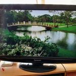 PANASONIC TX-L32C10 P tip. LCD TV fotó