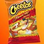 Cheetos Flamin Hot Crunchy csípős chips 226g fotó