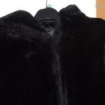 Női fekete bunda télikabát fotó