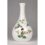 1Q938 Jelzett Wedgwood fehér porcelán váza 13.5 cm fotó