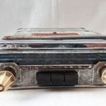 TR 65 régi retro autó rádió fotó