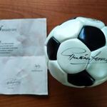 Puskás Ferenc által aláírt bőr futball labda, tanusítvánnyal fotó