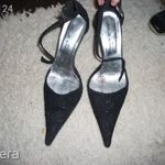 Női alkalmi cipő ELADÓ! 38-as méret (Carla Pitti márka) fotó