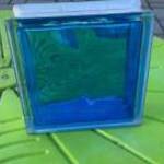 Kék színű üvegtégla eladó fotó