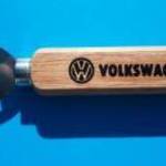 VW Volkswagen mintás sörnyitó. fotó