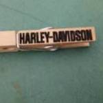 Új, Harley Davidson feliratos csipeszek. fotó