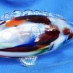 Kézműves üveghal, agyagában színezett, hoszza 22 cm, 7, 5 cm magas. fotó