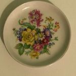 Zsolnay kis porcelán tálka, nagyon szép virágokkal fotó