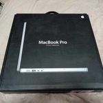 Retro Dobozos MackBook Pro gyüjtőknek fotó