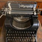 Olympia régi írógép fotó