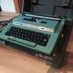 Régi Smith Corona S300 elektromos írógép fotó