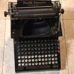 Smith Premier antik írógép fotó