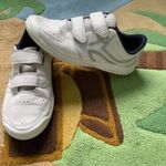 34-es Artengo fehér tornacipő/teremcipő fotó