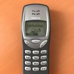 Nokia 3210 , LEGENDÁS, Mobiltelefon, Eredeti, Gyári töltővel fotó