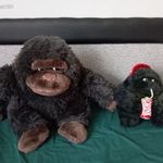2 db gorilla plüssfigura dísznek, játékra, gyűjteménybe fotó