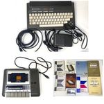 Retro régi Commodore plus4 számítógép, Commodore kazettás magnó, felhasználói kézikönyvek 1Ft NMÁ fotó