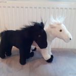 Fekete fehér jysk svéd plüss ló párban lovacska 2db egyben póni fotó