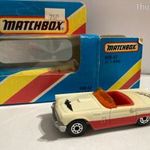 - Matchbox MB-42 - '57 Ford Thunderbird - 1982 -Macau- autó modell - új - DOBOZOS - 1ft nmá fotó