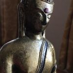 Ülő Buddha szobra fotó