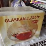 Üveg teás kanna eredeti dobozában 1, 25 literes fotó