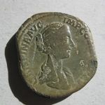 Római bronz CRISPINA SESTERTIUS Salus kigyóval hátlap - 18, 15gr/30 mm RIC672b fotó