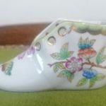 Herendi Viktória mintás pillangós porcelán cipő fotó