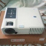 HP mp3222 DLP projektor, 655 óra lámpaidő, 2000 ansi, 1024x768 fotó