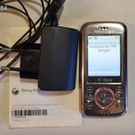 Sony Ericsson W395 mobiltelefon fotó