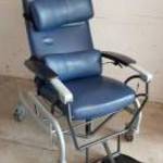 Kusch Betegszállító és ületető szék - billenthető fotó